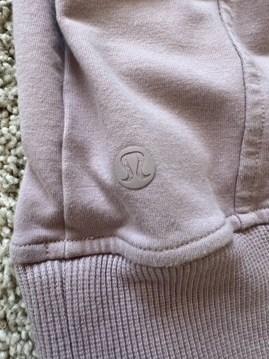 Lululemon Scuba Pullover - Picture 3 of 7
